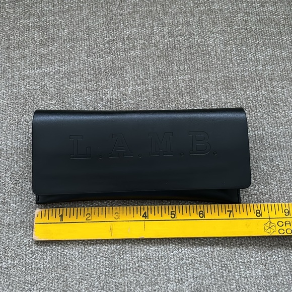 ✨L.A.M.B. Magnetic Black Leather Eyeglass Sunglass Case Semi-Hard - Picture 8 of 9